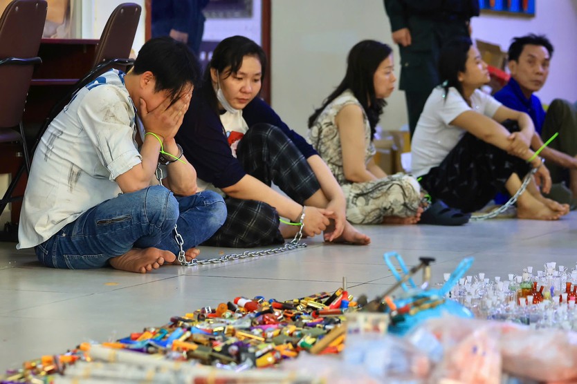 Phát hiện đường dây lớn sản xuất dụng cụ phục vụ sử dụng ma túy từ một chi tiết nhỏ- Ảnh 12.