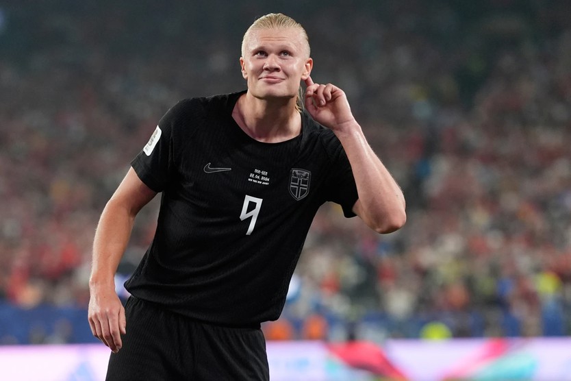 Haaland áp sát Messi và Mbappé, Na Uy chính thức đi tiếp - Ảnh 10.