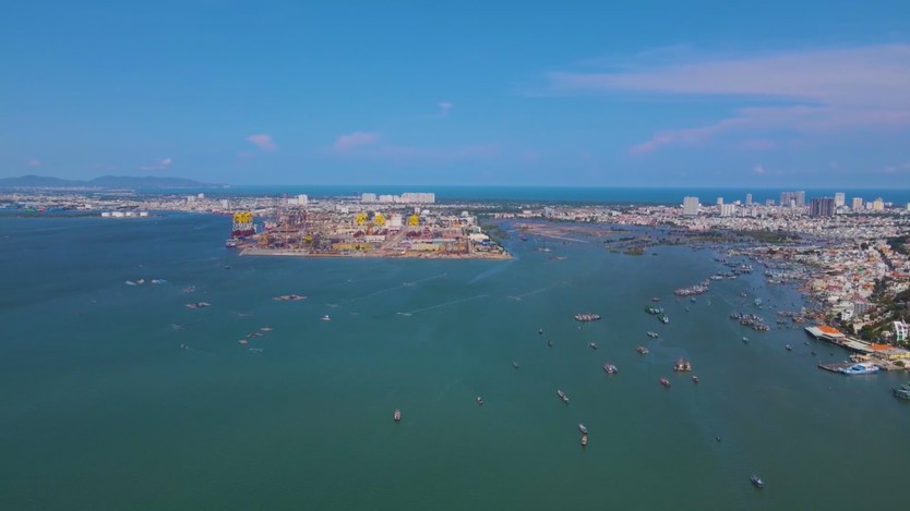 Cần Giờ: Vươn mình từ những siêu công trình- Ảnh 1.