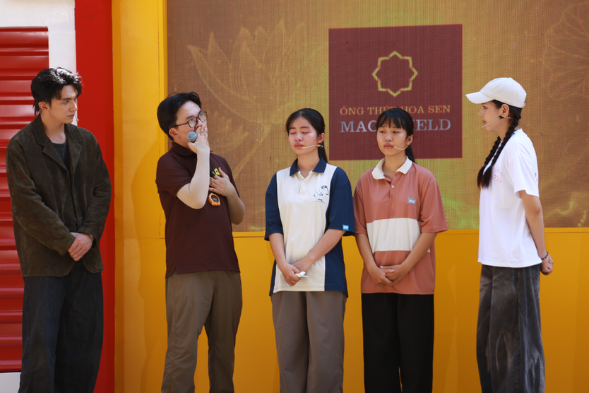 Mái ấm gia đình Việt: Cha qua đời, chị gái gác giấc mơ đại học, nuôi em đến trường - Ảnh 14.