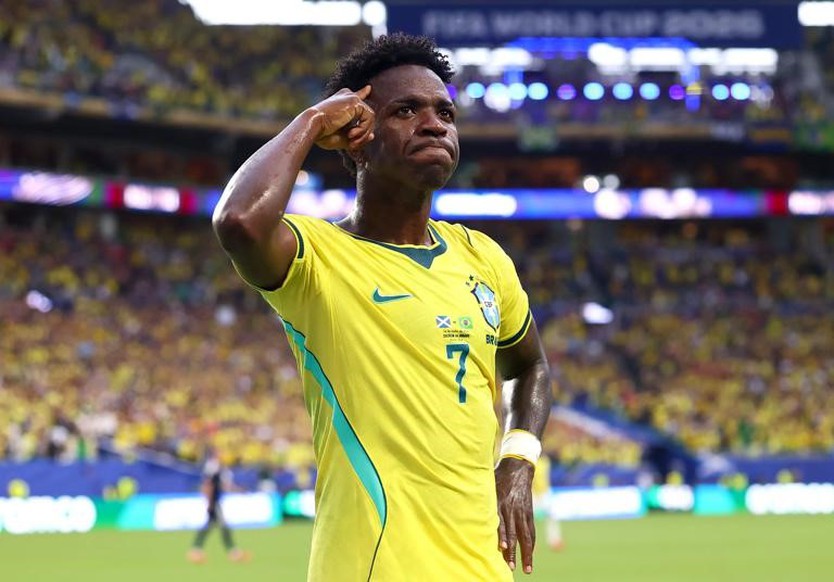 World Cup: Vinicius Jr lập cú đúp, Brazil hiên ngang vào vòng knock-out- Ảnh 1.