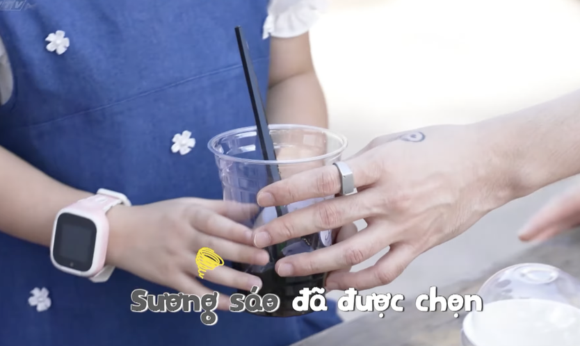 Mẹ vắng nhà, ba là siêu nhân: Màn lựa chọn topping "bất ổn" của các ông bố - Ảnh 4.