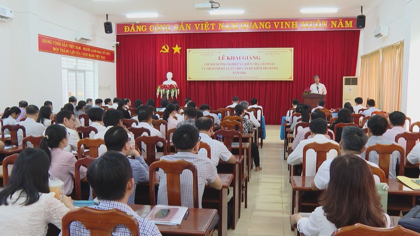Khai giảng lớp tập huấn nghiệp vụ kiểm tra, giám sát  - Ảnh 1.