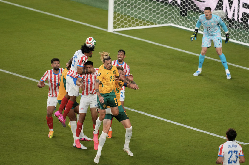 World Cup 2026: Tuyển Australia cầm hòa Paraguay, chính thức giành vé vào vòng 32 đội - Ảnh 2.