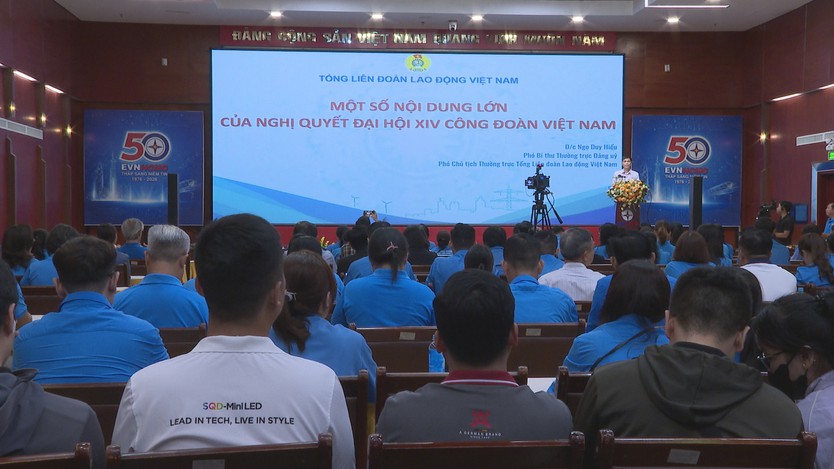 TP. Hồ Chí Minh: Gần 1.000 cán bộ công đoàn học tập, quán triệt Nghị quyết Đại hội XIV Công đoàn Việt Nam - Ảnh 1.