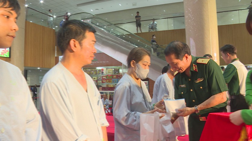 Bệnh viện Quân y 175 lan tỏa tình thân trong không gian điều trị  - Ảnh 7.