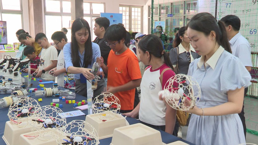 Hội sách Thiếu nhi 2026 mở rộng không gian đọc mùa hè - Ảnh 2.
