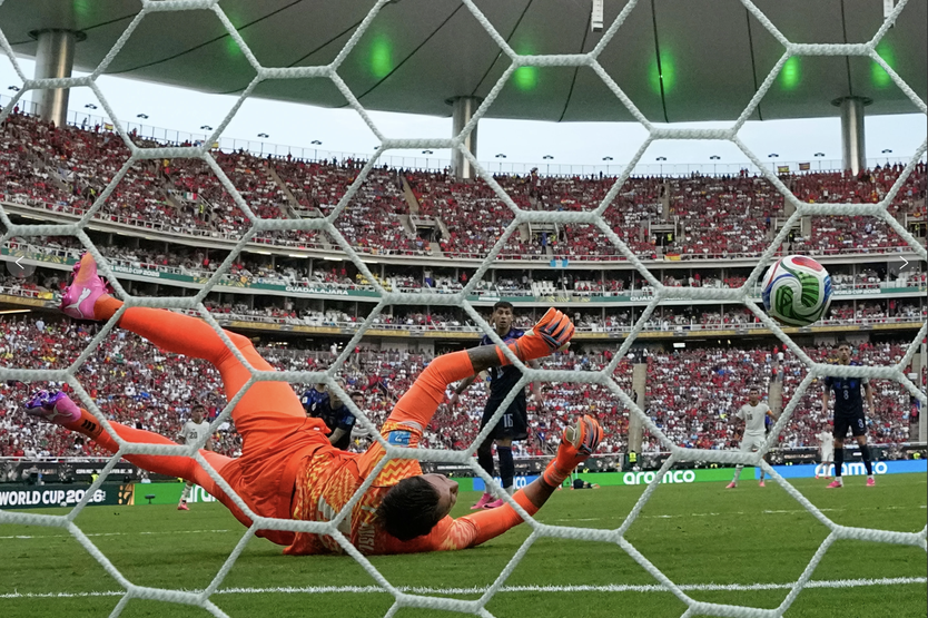 Muslera mắc sai lầm tai hại, Uruguay cay đắng rời World Cup 2026- Ảnh 2.