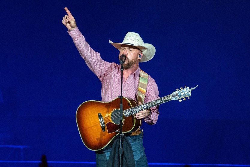 Cody Johnson mở chương mới trong sự nghiệp với album "Banks of the Trinity"- Ảnh 1.