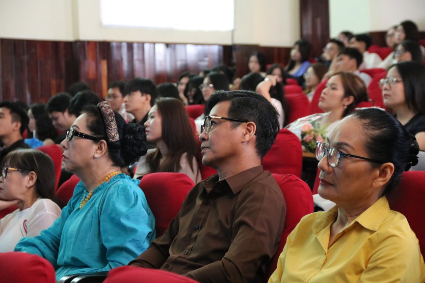 Liên hoan phim sinh viên Nhân văn 2026: Vinh danh những nhà làm phim trẻ- Ảnh 5.