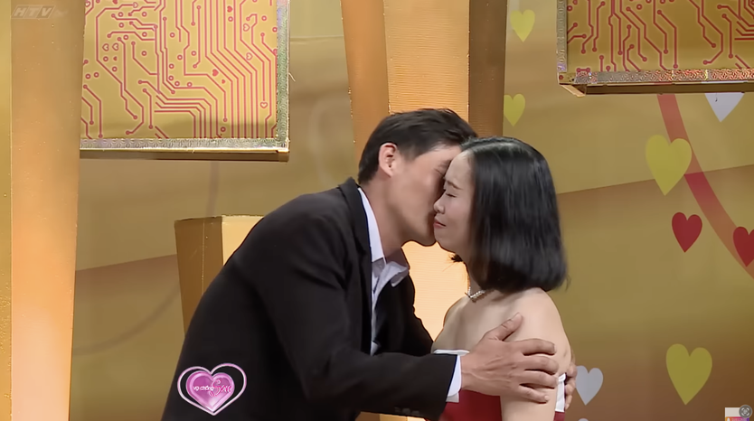 Vợ chồng son: Lộ diện chồng điển trai của TikToker Hân Nguyễn - Ảnh 10.