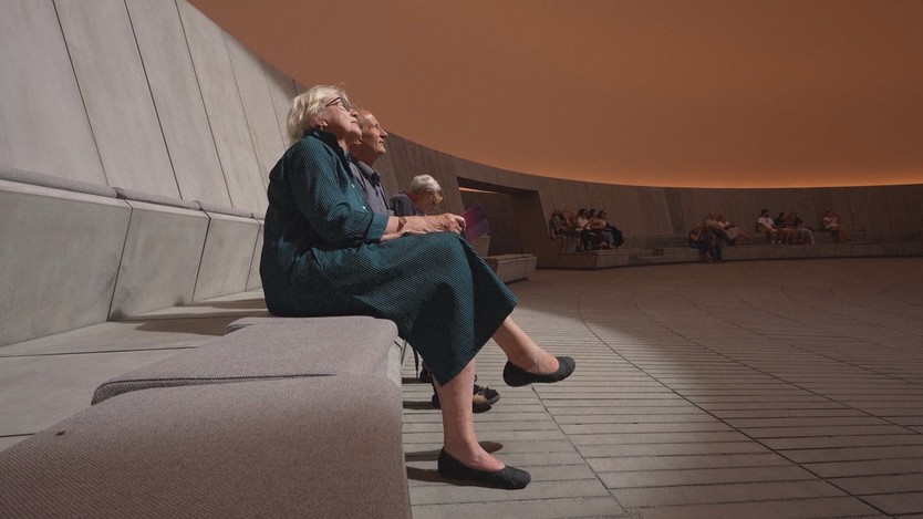 Nghệ sĩ James Turrell ra mắt tác phẩm ánh sáng thứ 100- Ảnh 2.