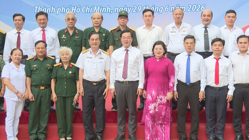 Bản hùng ca và khát vọng vươn mình của Thành phố - Ảnh 1.