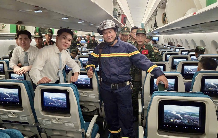 Vietnam Airlines thực hiện chuyến bay đặc biệt đưa lực lượng hỗ trợ và hàng hóa tới Venezuela - Ảnh 6.