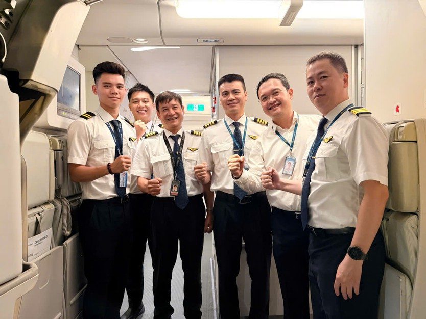 Vietnam Airlines thực hiện chuyến bay đặc biệt đưa lực lượng hỗ trợ và hàng hóa tới Venezuela - Ảnh 1.