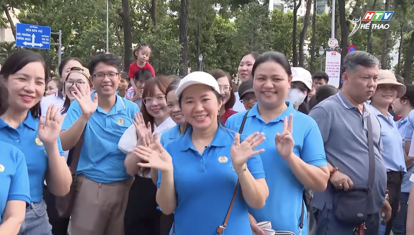 Rộn ràng chương trình đi bộ đồng hành "Hành trình di sản - Tiến bước tương lai" - Ảnh 4.