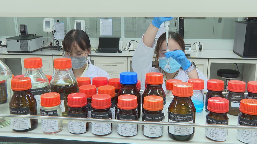 TP. Hồ Chí Minh lấy khoa học công nghệ làm nền tảng cho mục tiêu tăng trưởng 2 con số - Ảnh 9.