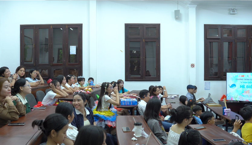 "Vì bạn đến trường": Khi những tài năng nhí góp sức vì cộng đồng - Ảnh 2.