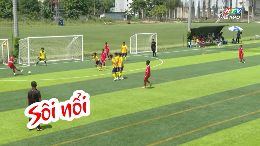 Những “sao mai” tỏa sáng tại Ước mơ sân cỏ - HTV Cup - Ảnh 1.