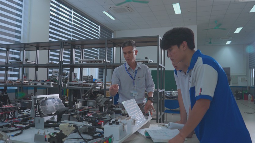 Nâng tầm nguồn nhân lực: “Chìa khóa” hội nhập toàn cầu của TP. Hồ Chí Minh  - Ảnh 1.