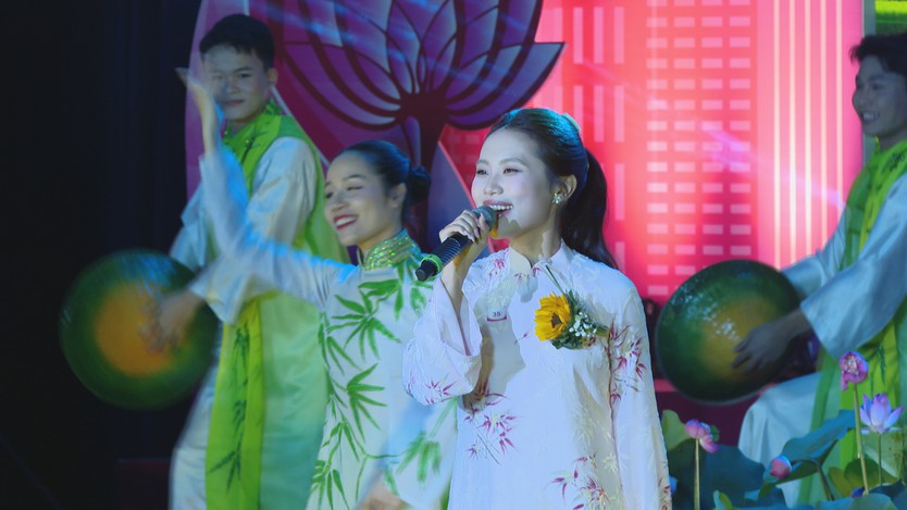TP. Hồ Chí Minh tuyên dương 50 gương thanh niên tiên tiến làm theo lời Bác - Ảnh 4.