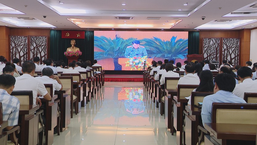 TP. Hồ Chí Minh đẩy mạnh giám sát thường xuyên, chủ động phòng ngừa vi phạm từ sớm - Ảnh 1.