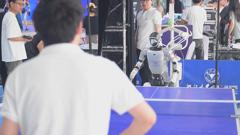 Trung Quốc: Khai trương trường học đầu tiên dành cho robot - Ảnh 3.