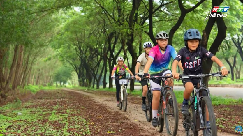 Cộng đồng yêu xe đạp TP. Hồ Chí Minh sôi nổi hưởng ứng "Ngày xe đạp thế giới" - Ảnh 6.