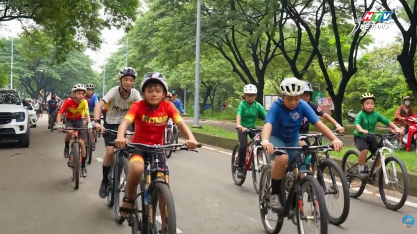 Cộng đồng yêu xe đạp TP. Hồ Chí Minh sôi nổi hưởng ứng "Ngày xe đạp thế giới" - Ảnh 7.