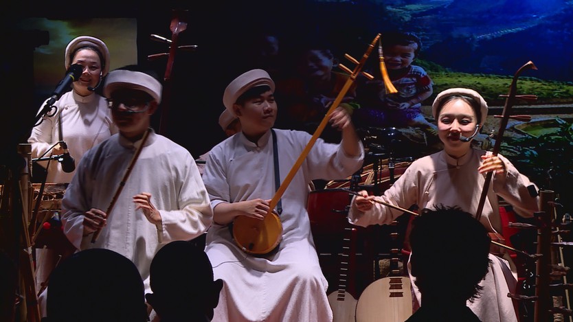 TP. Hồ Chí Minh làm mới du lịch đêm bằng trải nghiệm văn hóa - Ảnh 4.