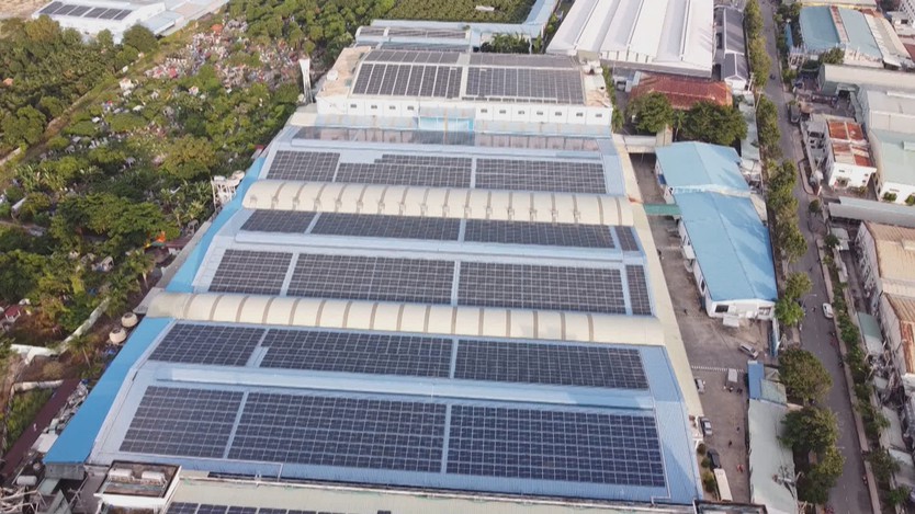 60 Giây ngày 4/6/2026 | Sở Xây dựng TP. Hồ Chí Minh lên tiếng về việc lắp điện mặt trời áp mái - Ảnh 1.