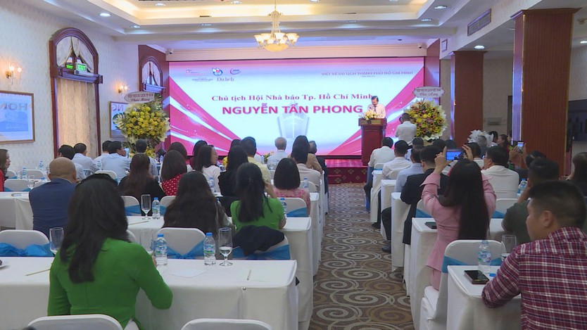 TP. Hồ Chí Minh vinh danh 17 tác phẩm tại Giải Báo chí du lịch lần thứ 15 - Ảnh 1.