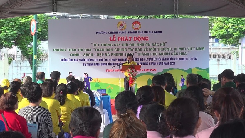 Phường Chánh Hưng phát động Tết trồng cây đời đời nhớ ơn Bác Hồ- Ảnh 1.