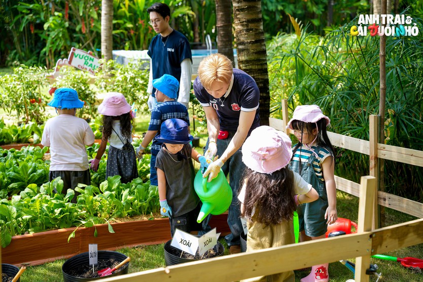 Anh trai và Cái đuôi nhỏ: Dương Lâm, Ku Phin "um sùm" nhà trẻ, Cody Nam Võ "đầu bù tóc rối" - Ảnh 12.