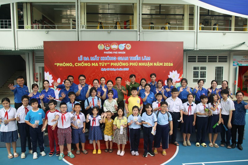 Bất ngờ trước những loại ma túy núp bóng kẹo, trà, kem đánh răng tại "Không gian triển lãm phòng, chống ma túy" - Ảnh 8.