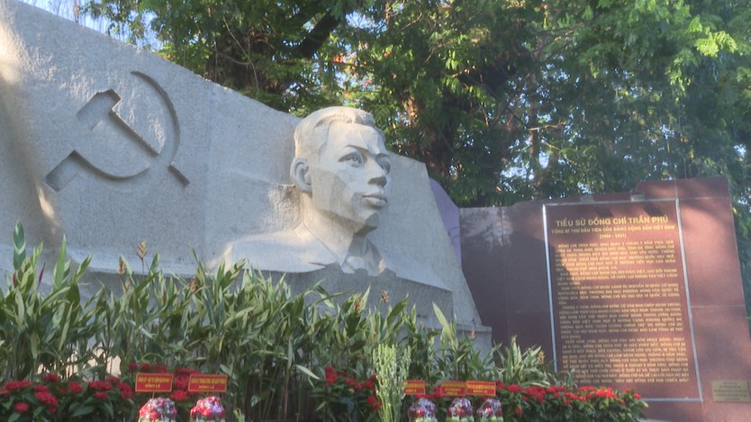 Khoanh vùng vị trí nghi có mộ liệt sĩ tập thể tại Công viên Lê Thị Riêng - Ảnh 1.