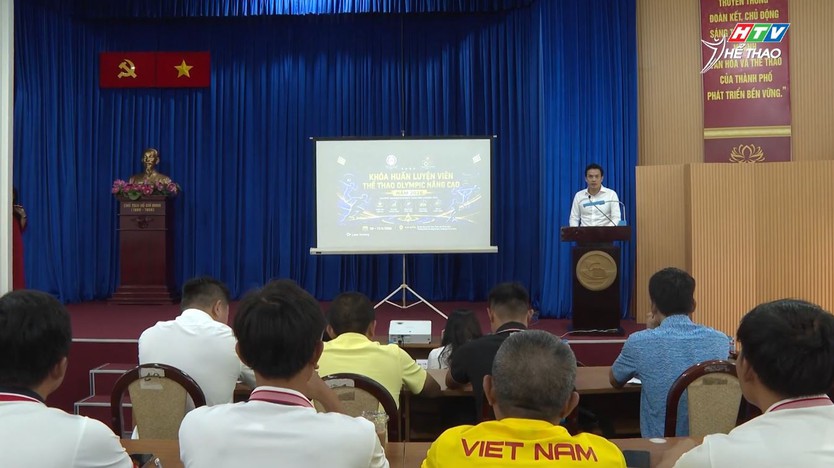 Khai giảng Khóa huấn luyện viên thể thao Olympic nâng cao năm 2026 - Ảnh 1.