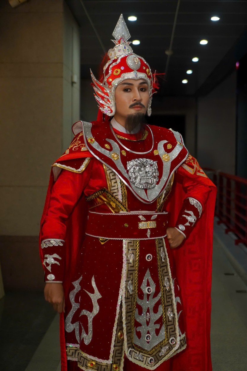Dậy sóng Bạch Đằng Giang: Diễn viên Cao Di tái hiện hình tượng Ngô Quyền bản lĩnh - Ảnh 10.
