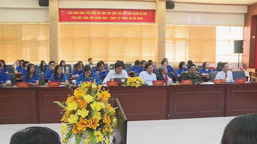 Tọa đàm nhìn lại chặng đường 50 năm TP. Hồ Chí Minh mang tên Bác - Ảnh 4.