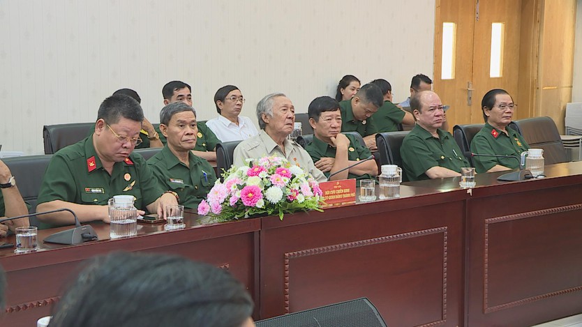 Tọa đàm nhìn lại chặng đường 50 năm TP. Hồ Chí Minh mang tên Bác - Ảnh 5.