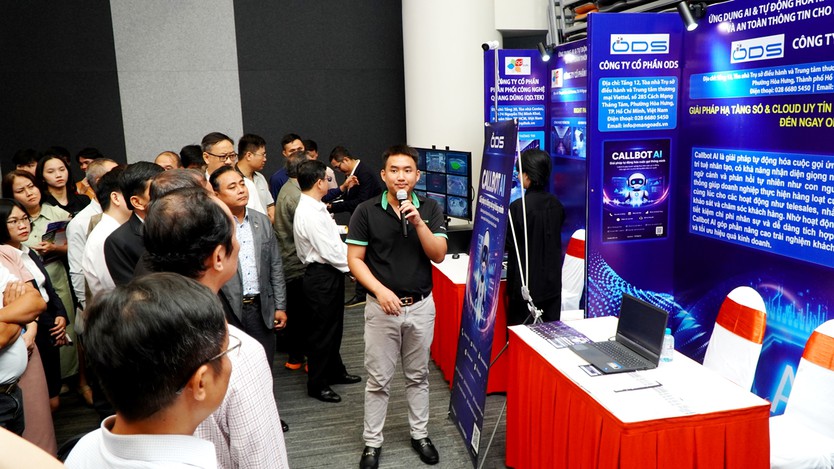 TP. Hồ Chí Minh thúc đẩy chuyển đổi số cho doanh nghiệp nhỏ và vừa, kết nối giải pháp AI và tự động hóa vào vận hành thực tiễn - Ảnh 9.