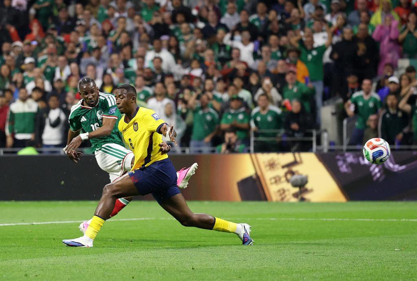 Mexico chấm dứt cơn khát 40 năm, thẳng tiến vào vòng 16 đội World Cup - Ảnh 10.