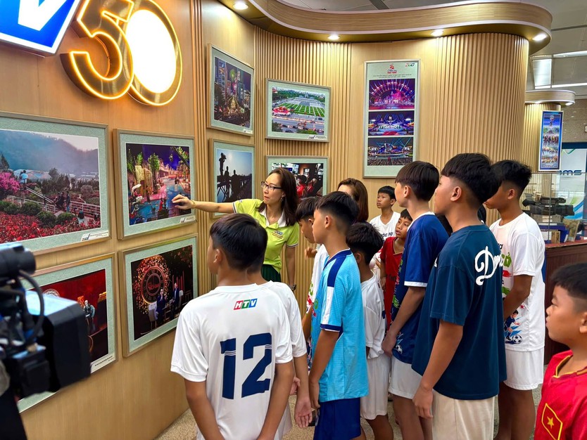 Cầu thủ nhí "Ước mơ sân cỏ" Cúp HTV 2026 trải nghiệm hè ý nghĩa - Ảnh 19.