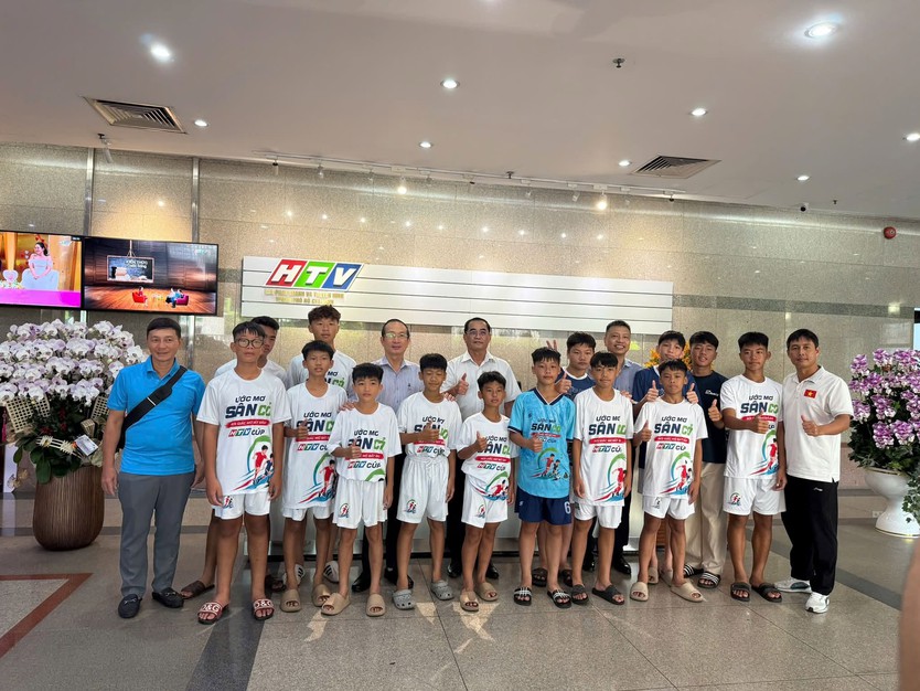 Cầu thủ nhí "Ước mơ sân cỏ" Cúp HTV 2026 trải nghiệm hè ý nghĩa - Ảnh 17.