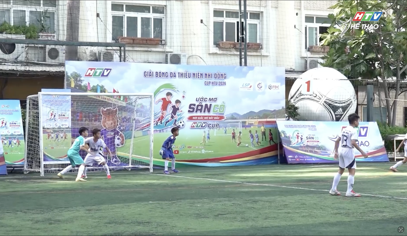 Giải bóng đá Thiếu niên- Nhi đồng "Ước mơ sân cỏ" Cúp HTV 2026: Cảm xúc trên sân cỏ - Ảnh 9.