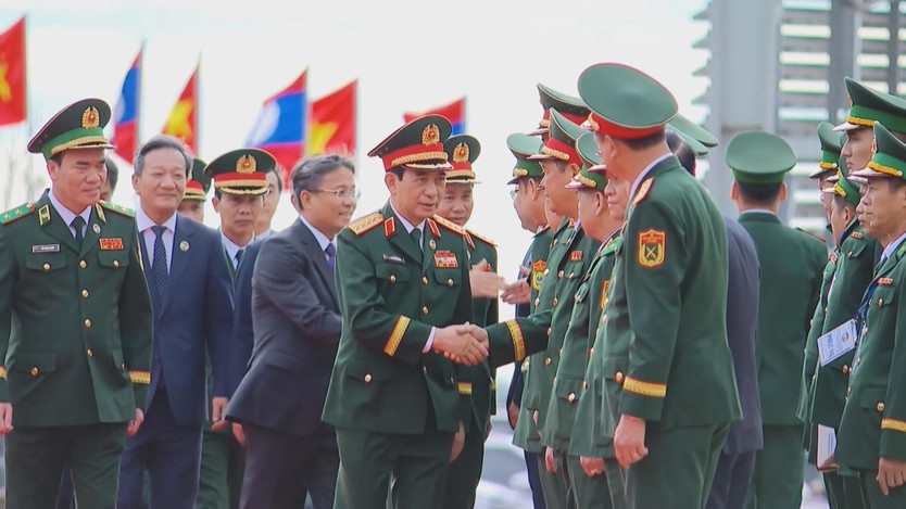 Việt Nam - Lào thúc đẩy hợp tác quốc phòng, tăng cường gắn kết khu vực biên giới - Ảnh 3.