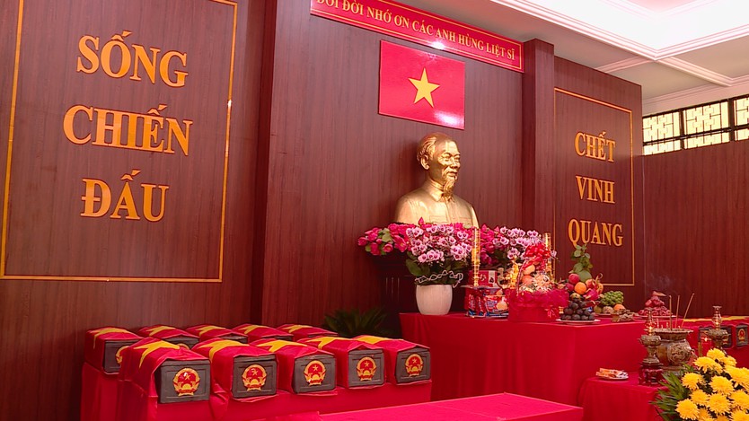 Phát hiện thêm 13 bộ hài cốt liệt sĩ tại công viên Lê Thị Riêng - Ảnh 8.