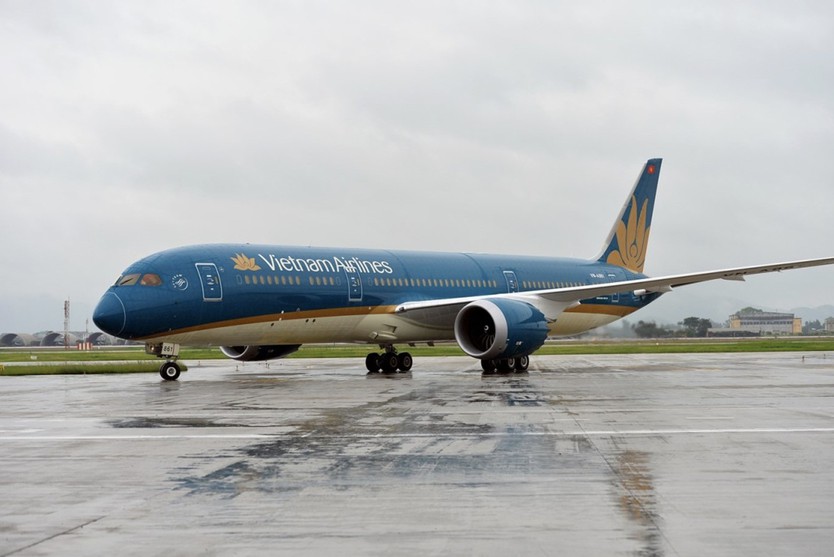 Vietnam Airlines điều chỉnh kế hoạch khai thác do ảnh hưởng của bão Ba Vì - Ảnh 1.