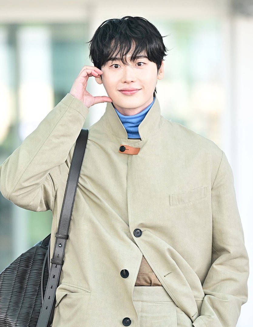 Lee Jong-suk và IU xác nhận chia tay sau 4 năm hẹn hò - Ảnh 2.