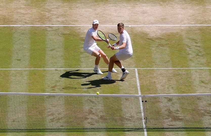 Patten và Heliovaara bảo vệ thành công ngôi vô địch đôi nam Wimbledon - Ảnh 2.